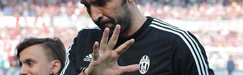  尤文图斯争议判罚受益保住联赛领头羊位置  