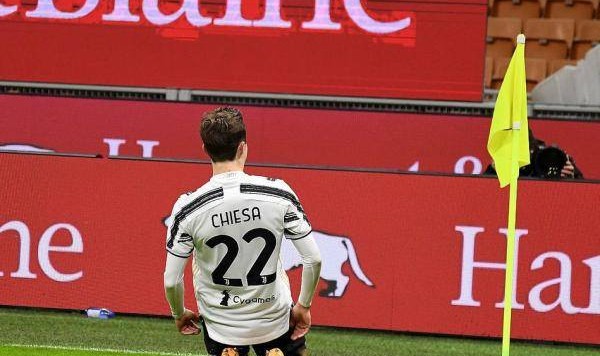  那不勒斯逆转米兰，终结对手不败金身  