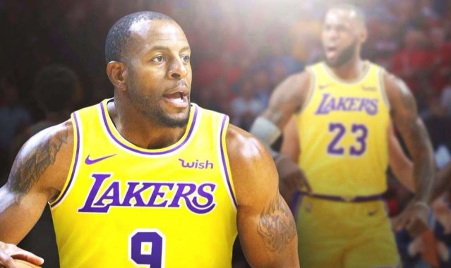  快船乔治复出首战砍下28+8+6  