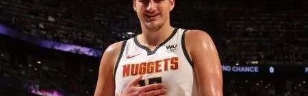  约基奇三双机器启动,掘金卫冕征程再添砝码