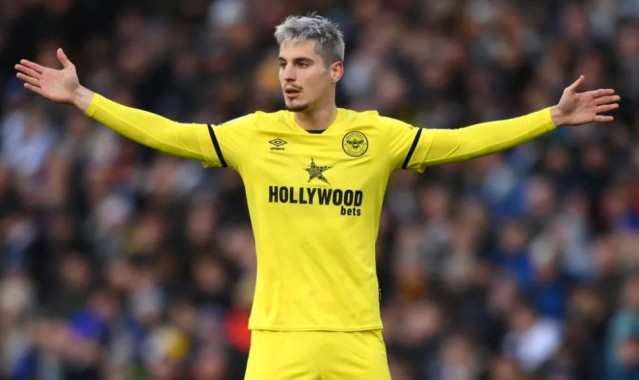  托尼点射破门布伦特福德主场力克西汉姆取三分  