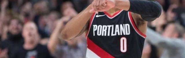  利拉德超远三分压哨绝杀，开拓者主场击退东部领头羊