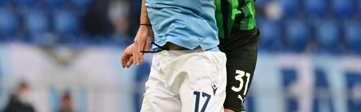  国际米兰后卫失误送礼萨索洛爆冷抢分成功  