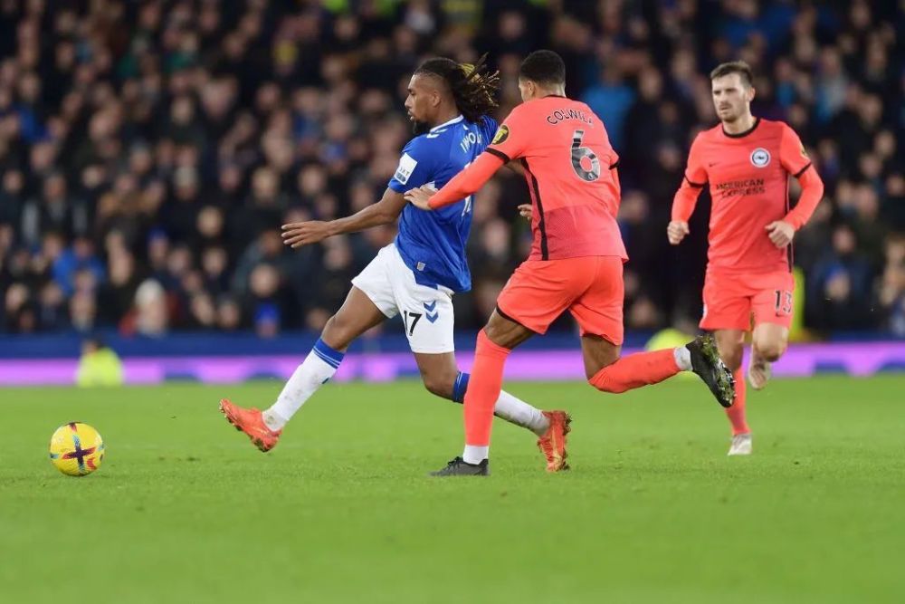  诺丁汉森林换帅如换刀，客场爆冷击败切尔西